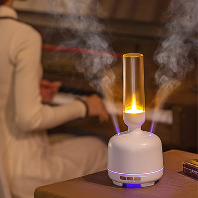 Candela variabile Mini Humidifier della macchina del diffusore del profumo di aromaterapia della luce del diffusore LED dell'olio essenziale del porto di due spruzzi