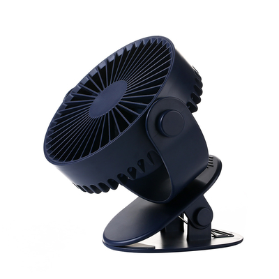 Un mini USB fan girante portatile ricaricabile da 360 gradi di 5 Vane Desk Clip On Fan